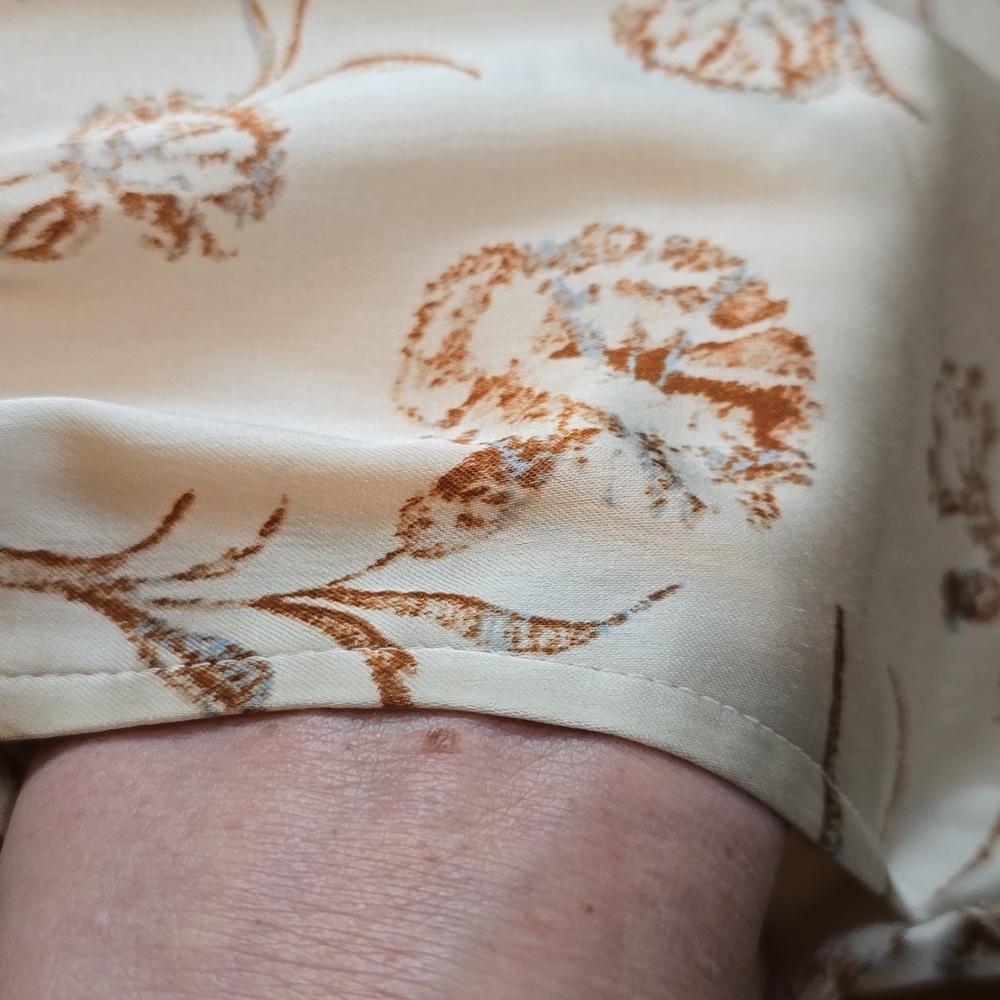 Treasure & Bond: Satin Wide Leg Pull-On Pants, Ivory-Rust Cascade Blooms, XS - Picture 5 of 8